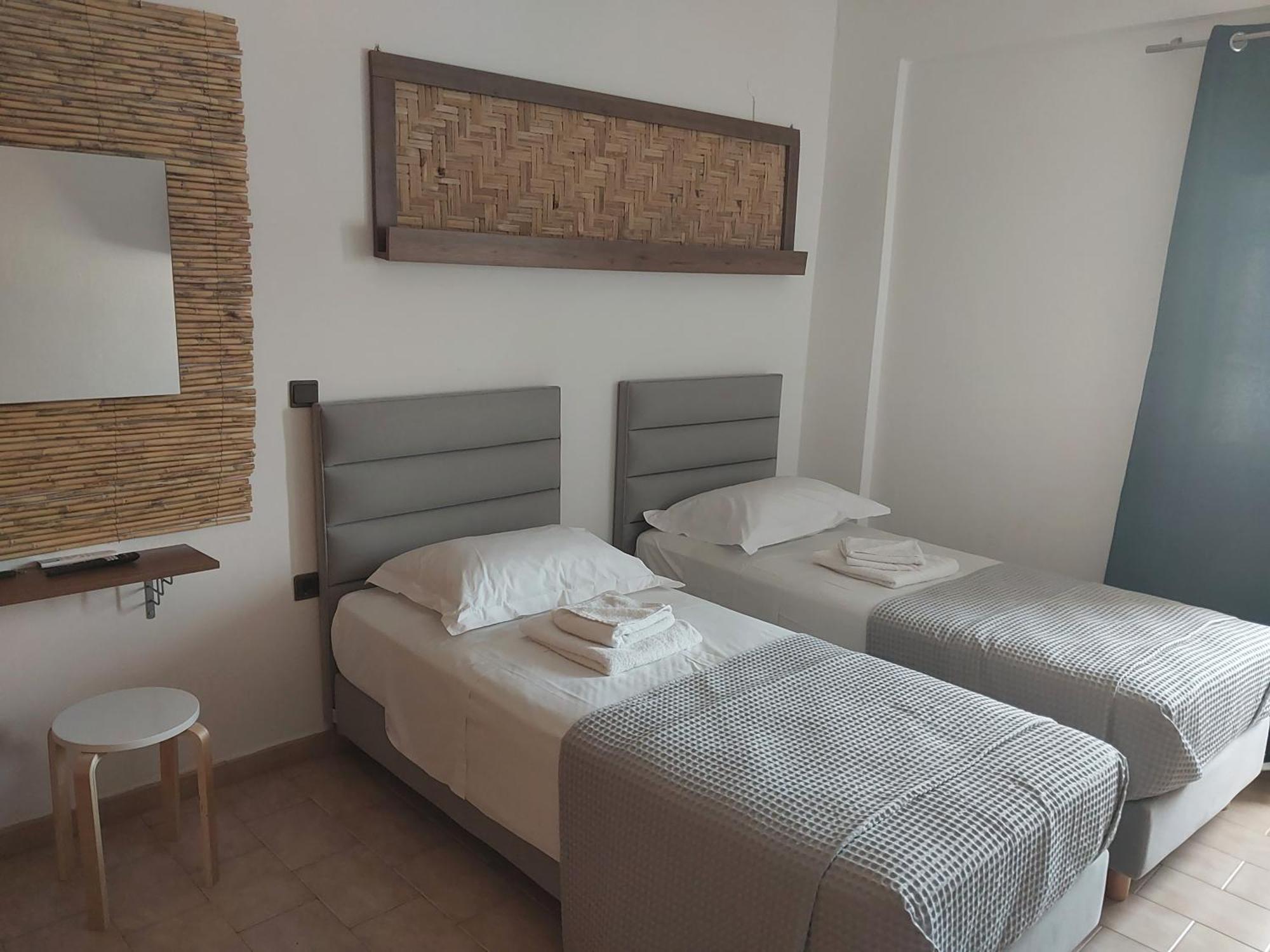 Passatempo Casa - 3 Bedroom Apartment Close To The Swimming Pool Gerani  Exteriér fotografie